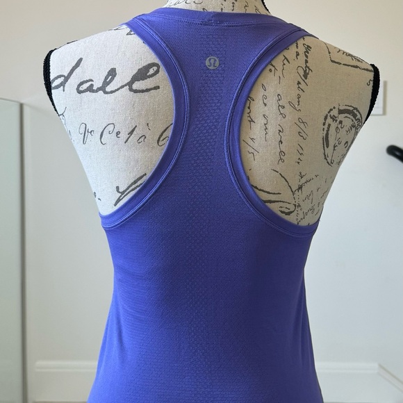 Swiftly Tech Racerback Tank Top 2.0 - Charged Indigo Size 4 - Picture 5 of 6